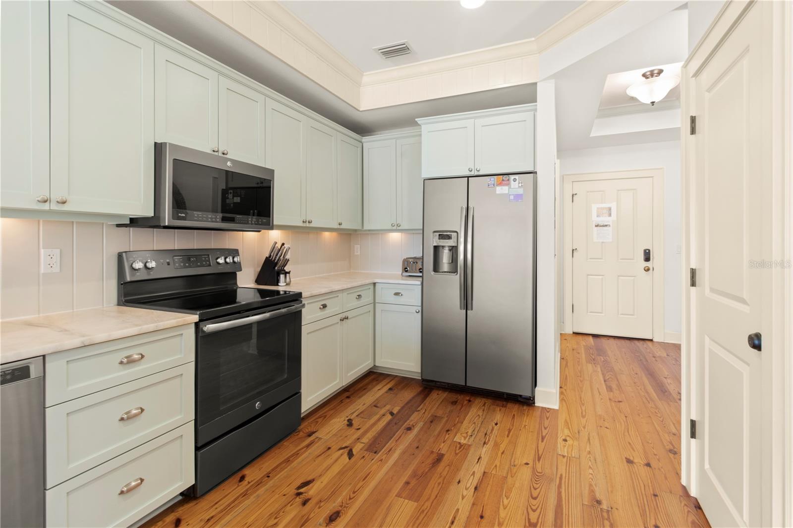 Image 20 of 48 For 101 66th Street 6