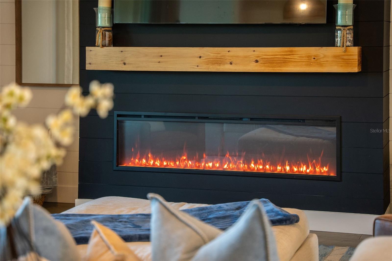 Image 10 of 95 For 17321 Opal Sand Drive