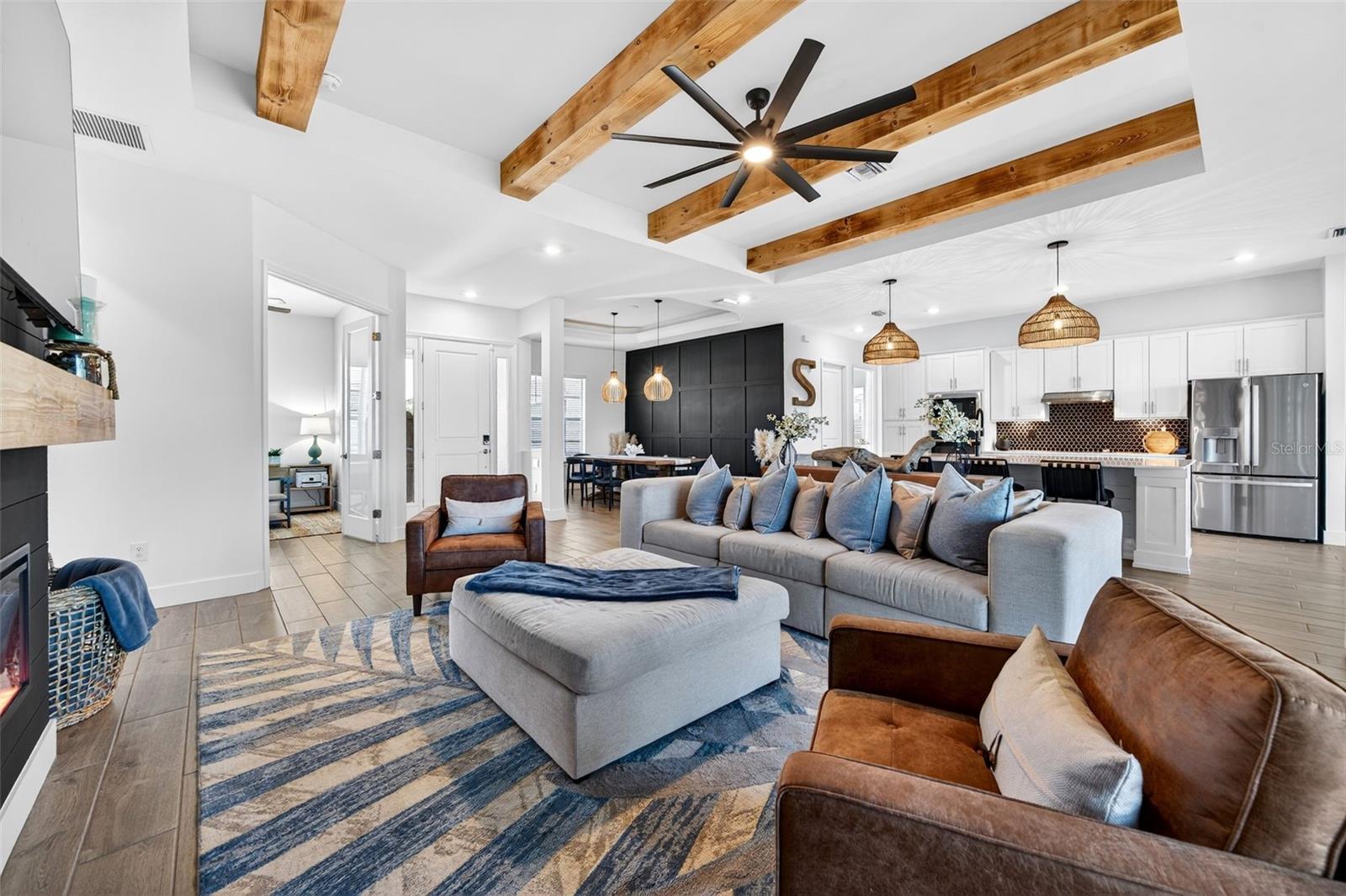 Image 11 of 95 For 17321 Opal Sand Drive