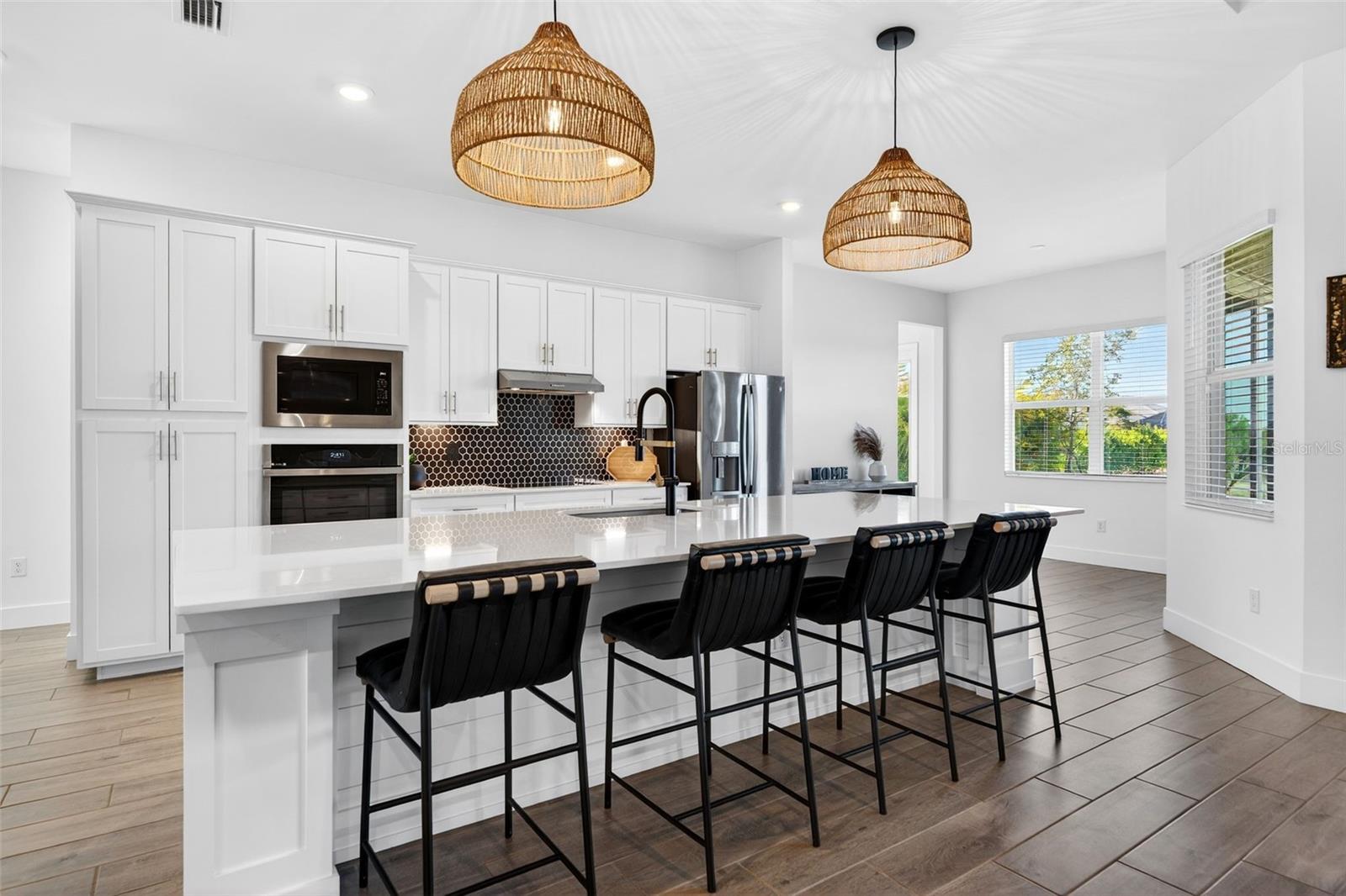 Image 18 of 95 For 17321 Opal Sand Drive