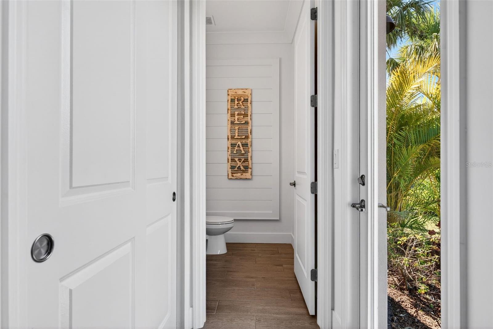 Image 27 of 95 For 17321 Opal Sand Drive