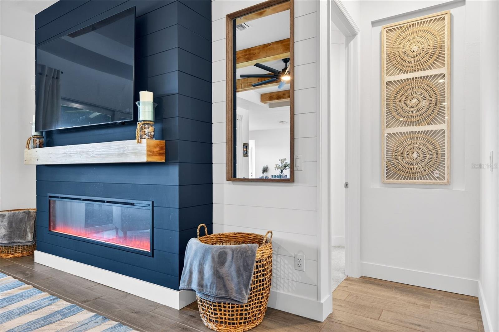 Image 29 of 95 For 17321 Opal Sand Drive