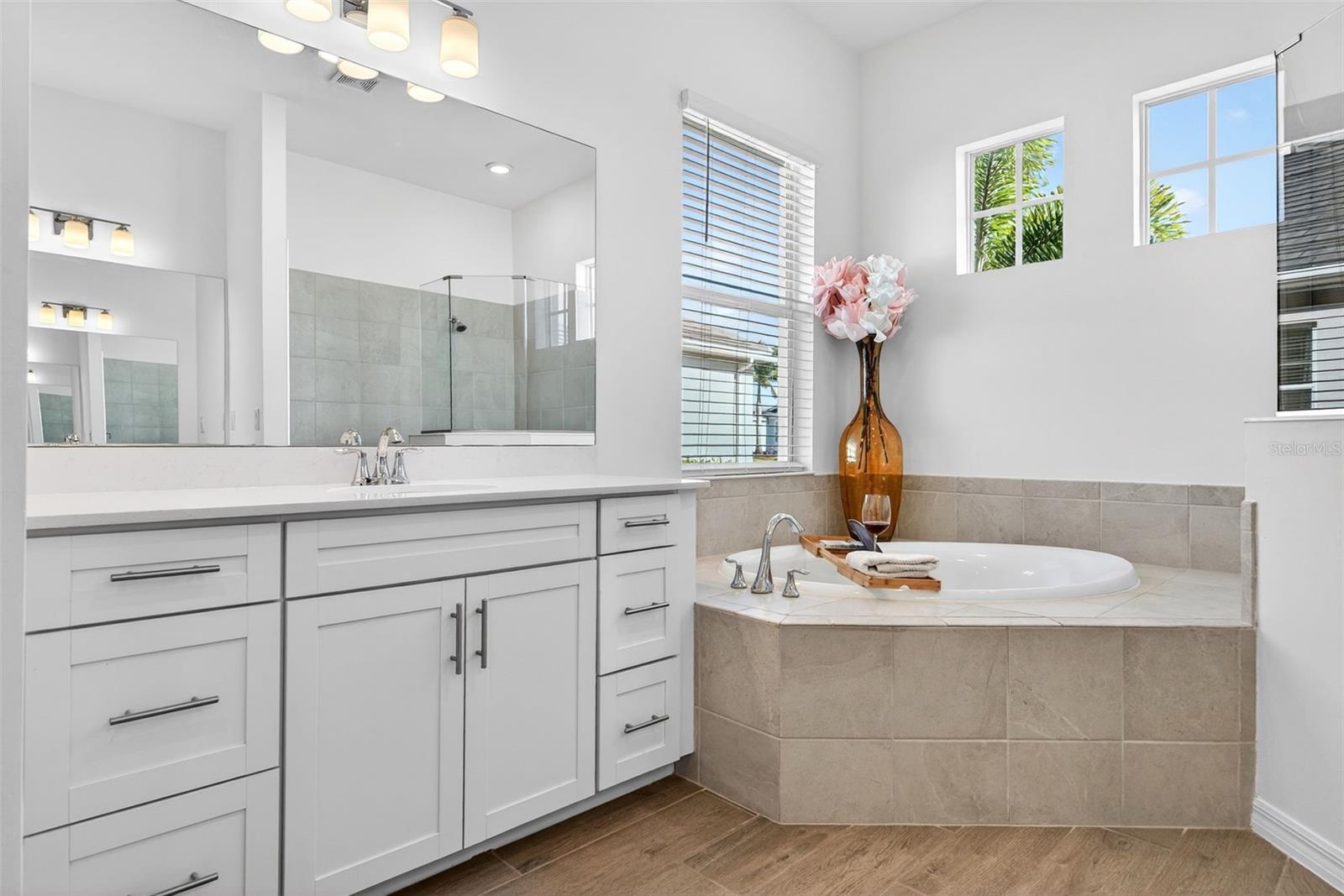 Image 36 of 95 For 17321 Opal Sand Drive