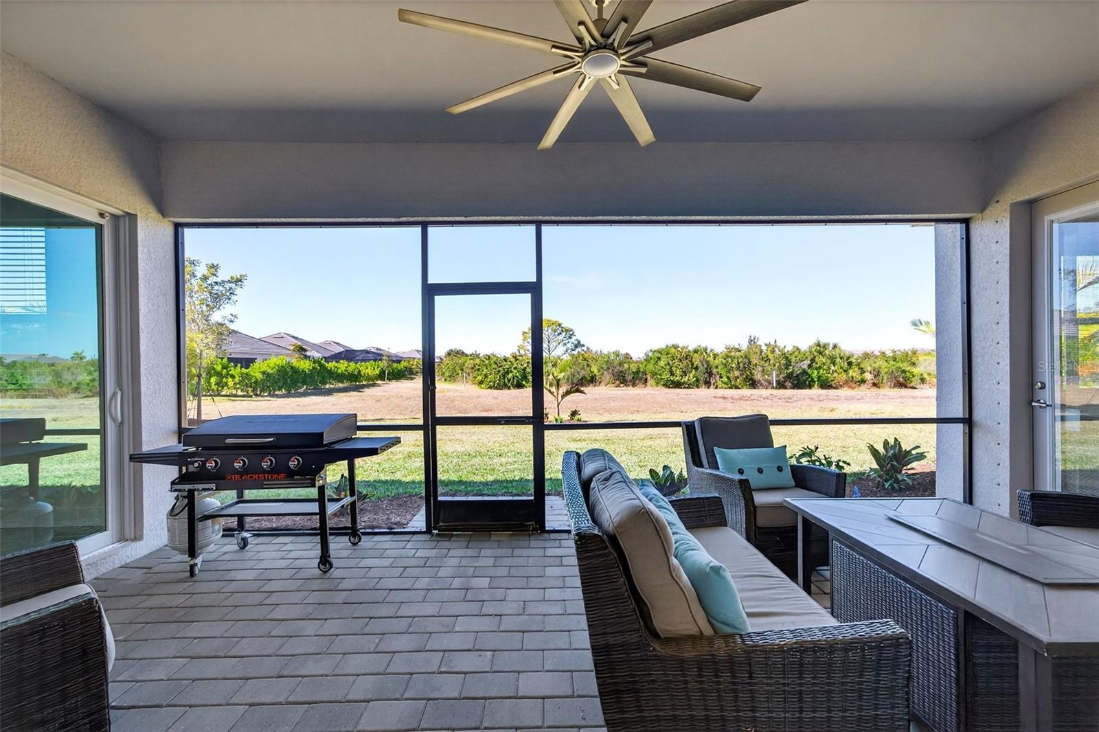 Image 49 of 95 For 17321 Opal Sand Drive