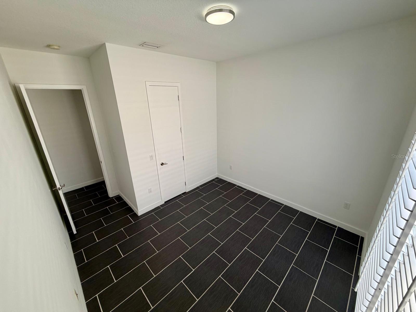 Image 27 of 41 For 4524 Riverwood Avenue