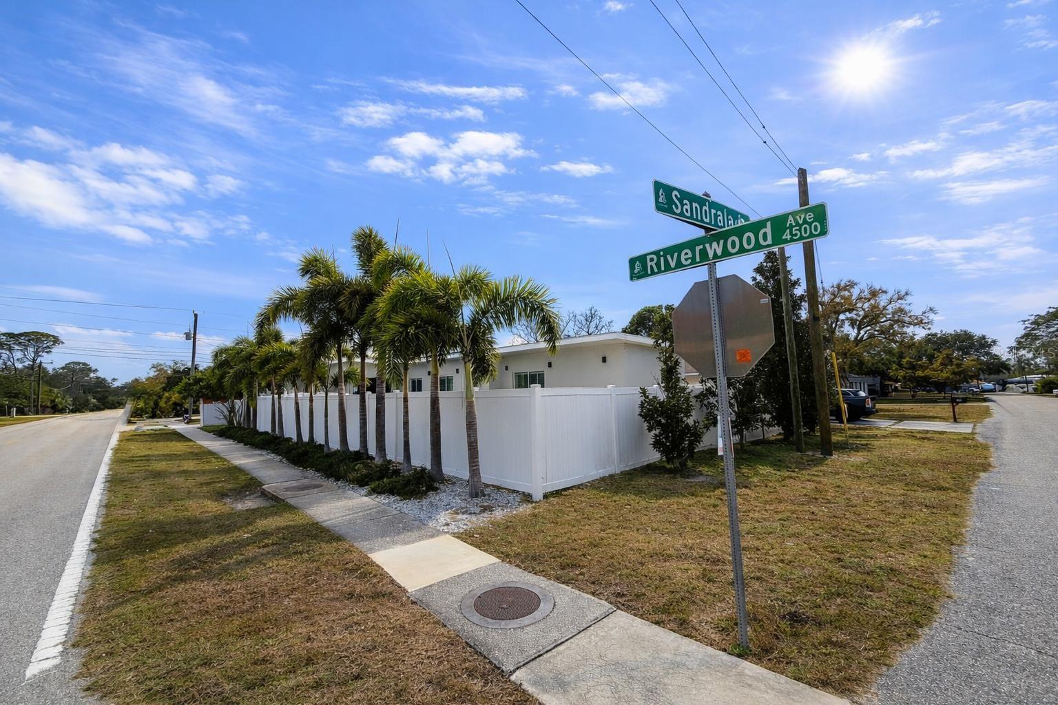 Image 40 of 41 For 4524 Riverwood Avenue