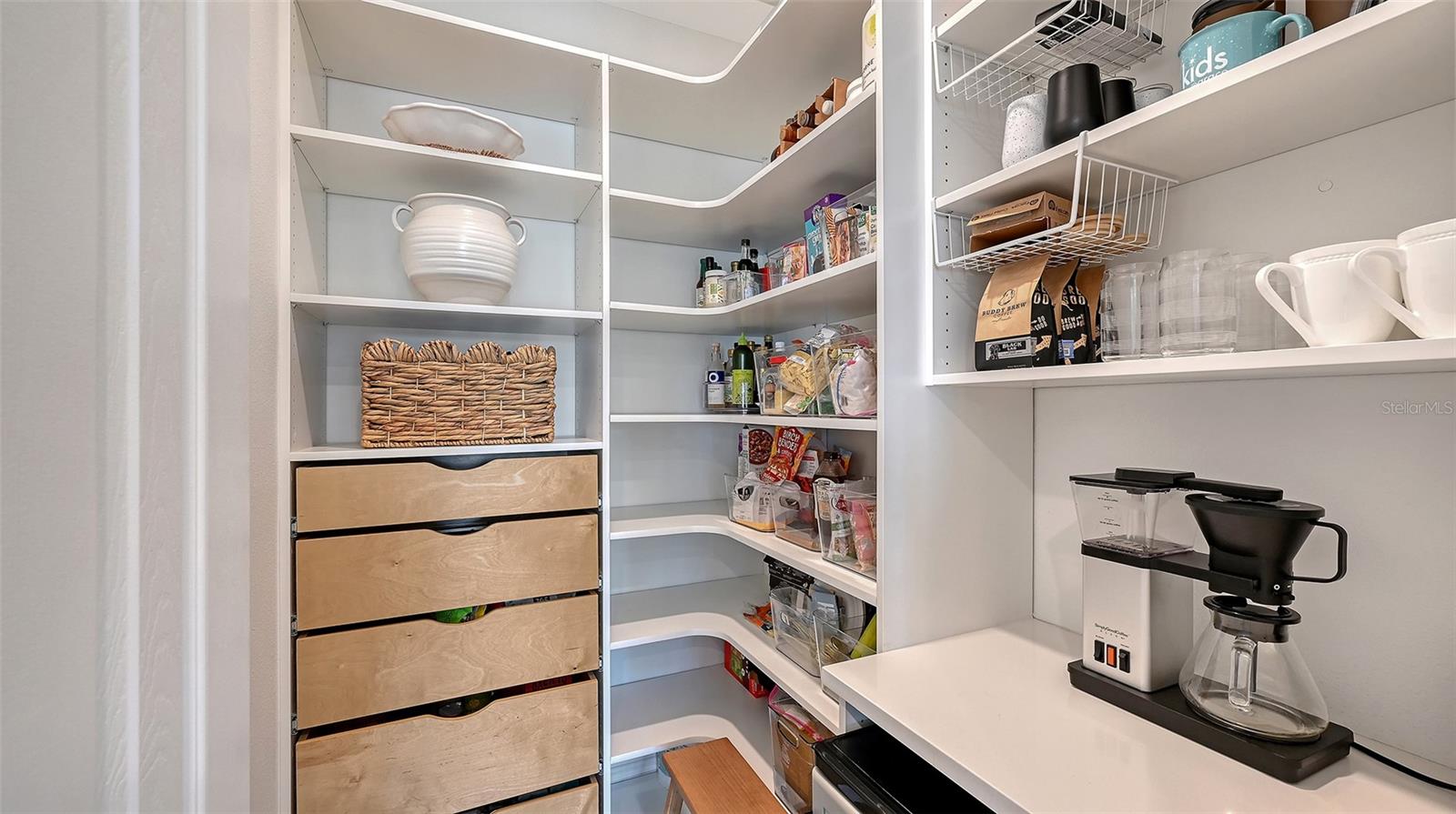 Image 16 of 72 For 16711 Seraphic Trail