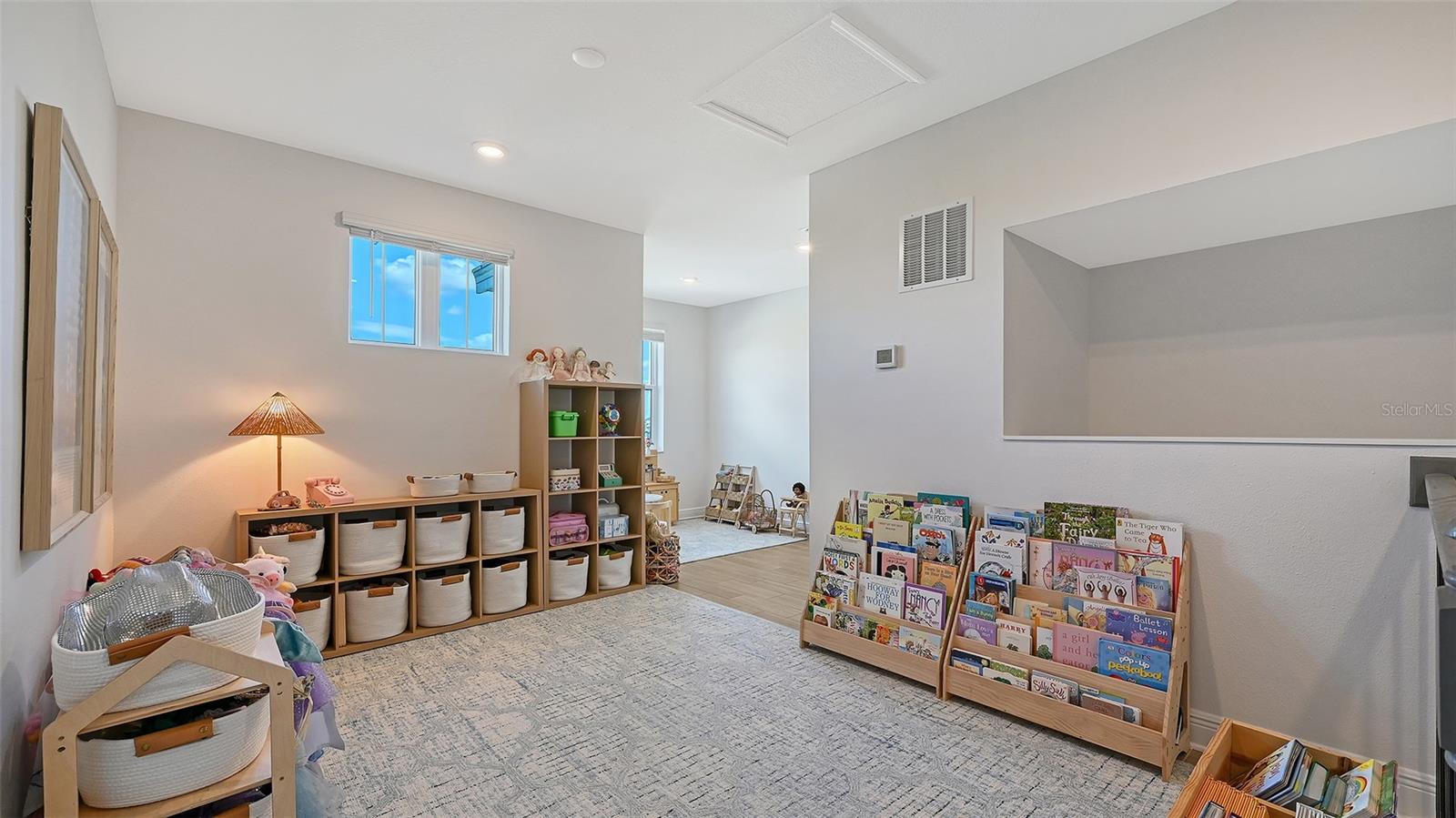 Image 27 of 72 For 16711 Seraphic Trail