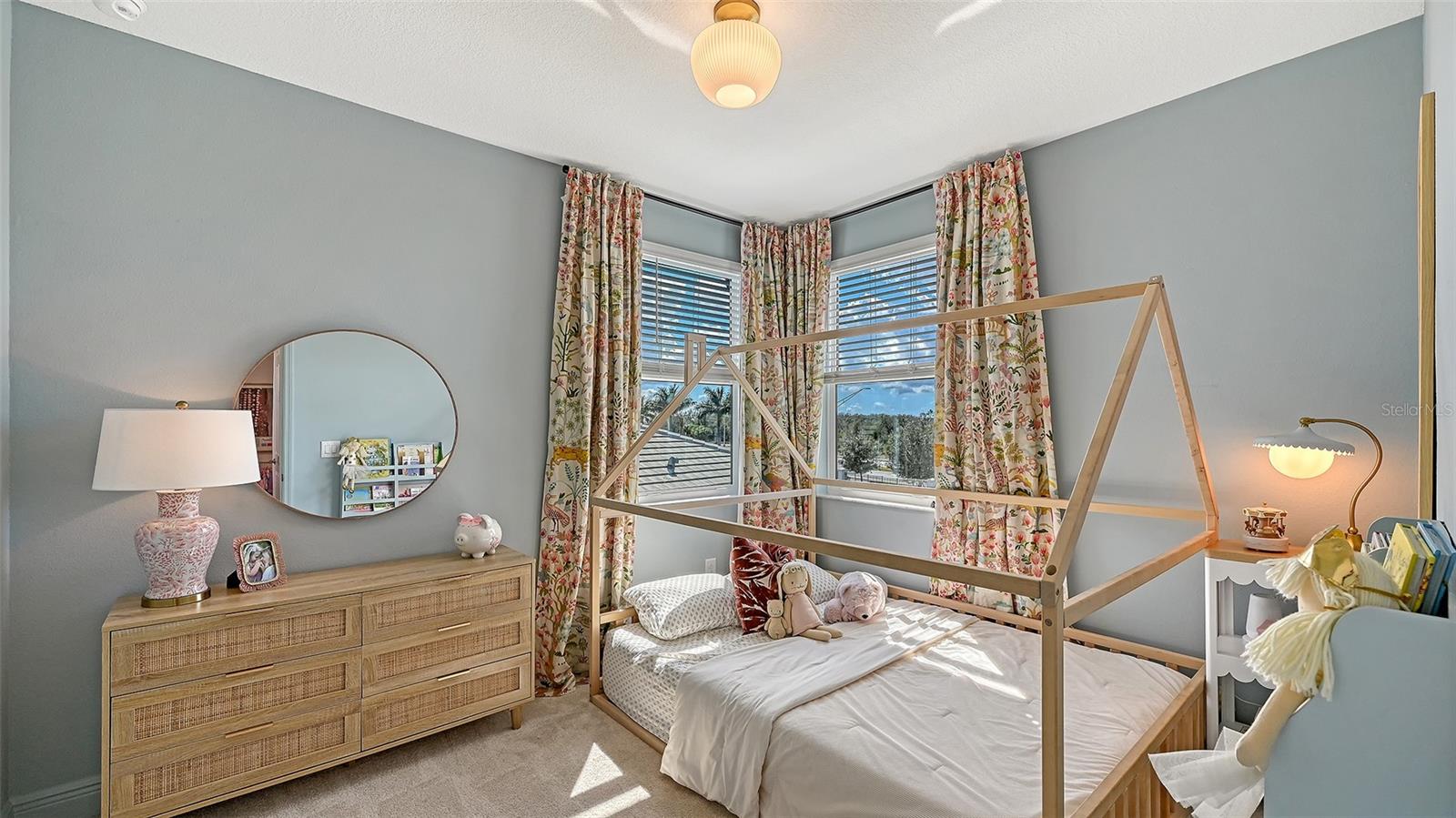 Image 32 of 72 For 16711 Seraphic Trail