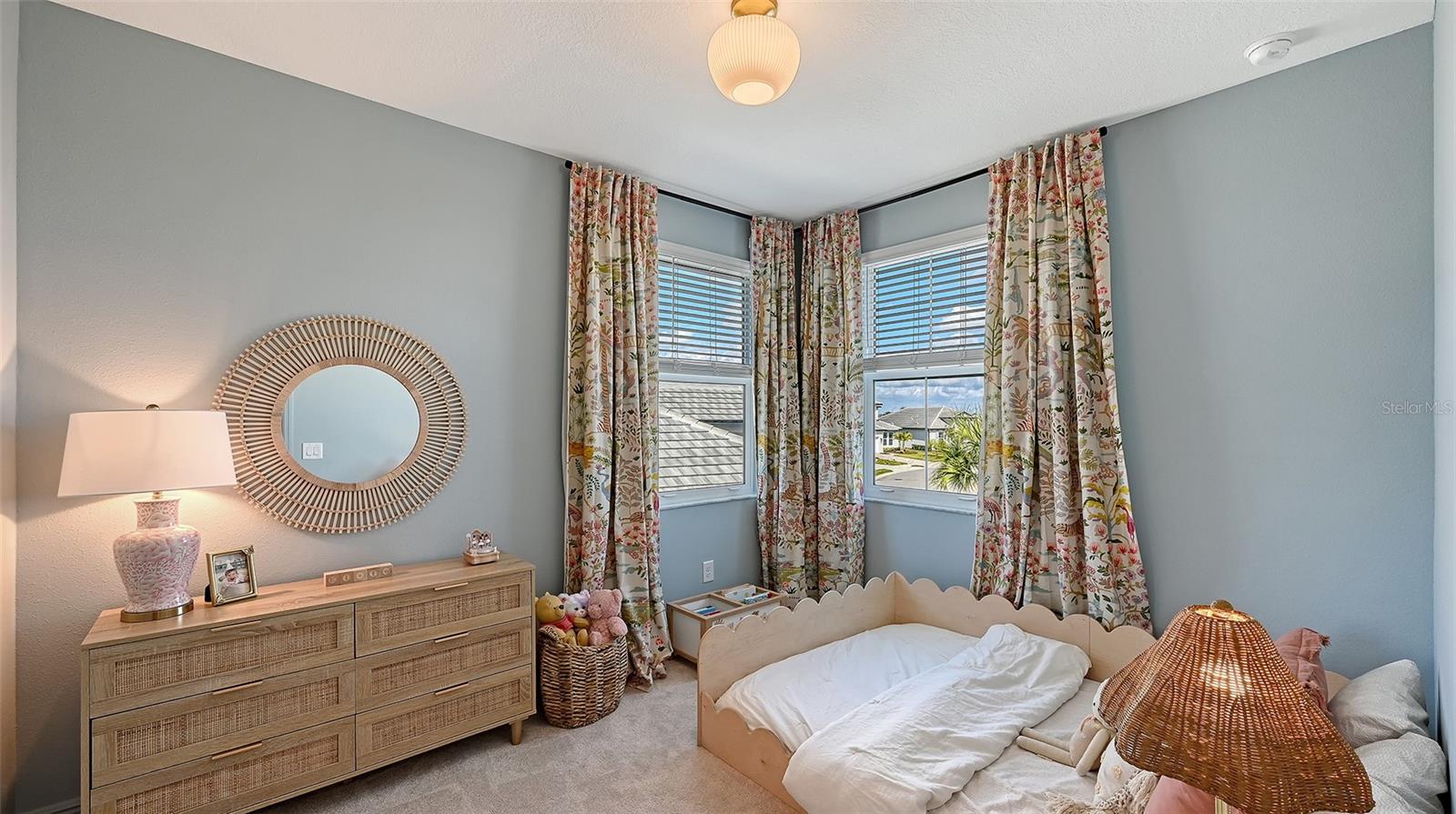 Image 33 of 72 For 16711 Seraphic Trail