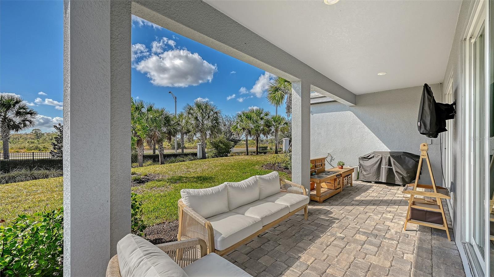 Image 35 of 72 For 16711 Seraphic Trail