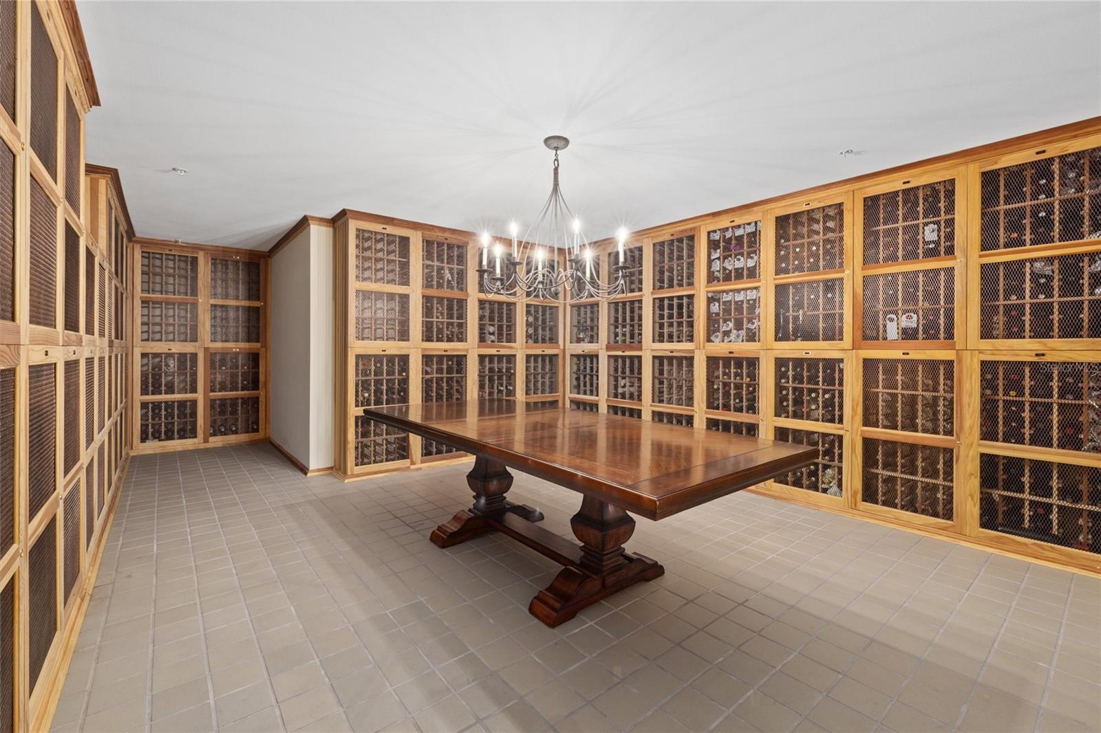 Image 44 of 68 For 800 Tamiami Trail 103