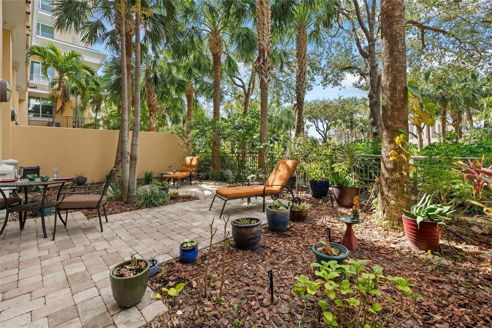 Image 7 of 68 For 800 Tamiami Trail 103