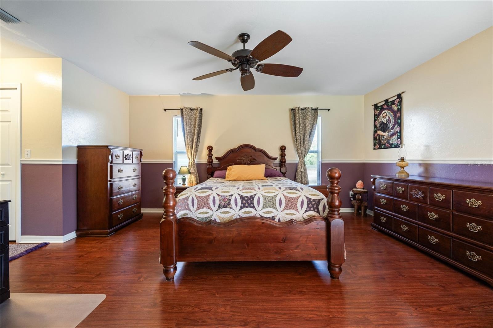 Image 17 of 49 For 719 Zebu Place