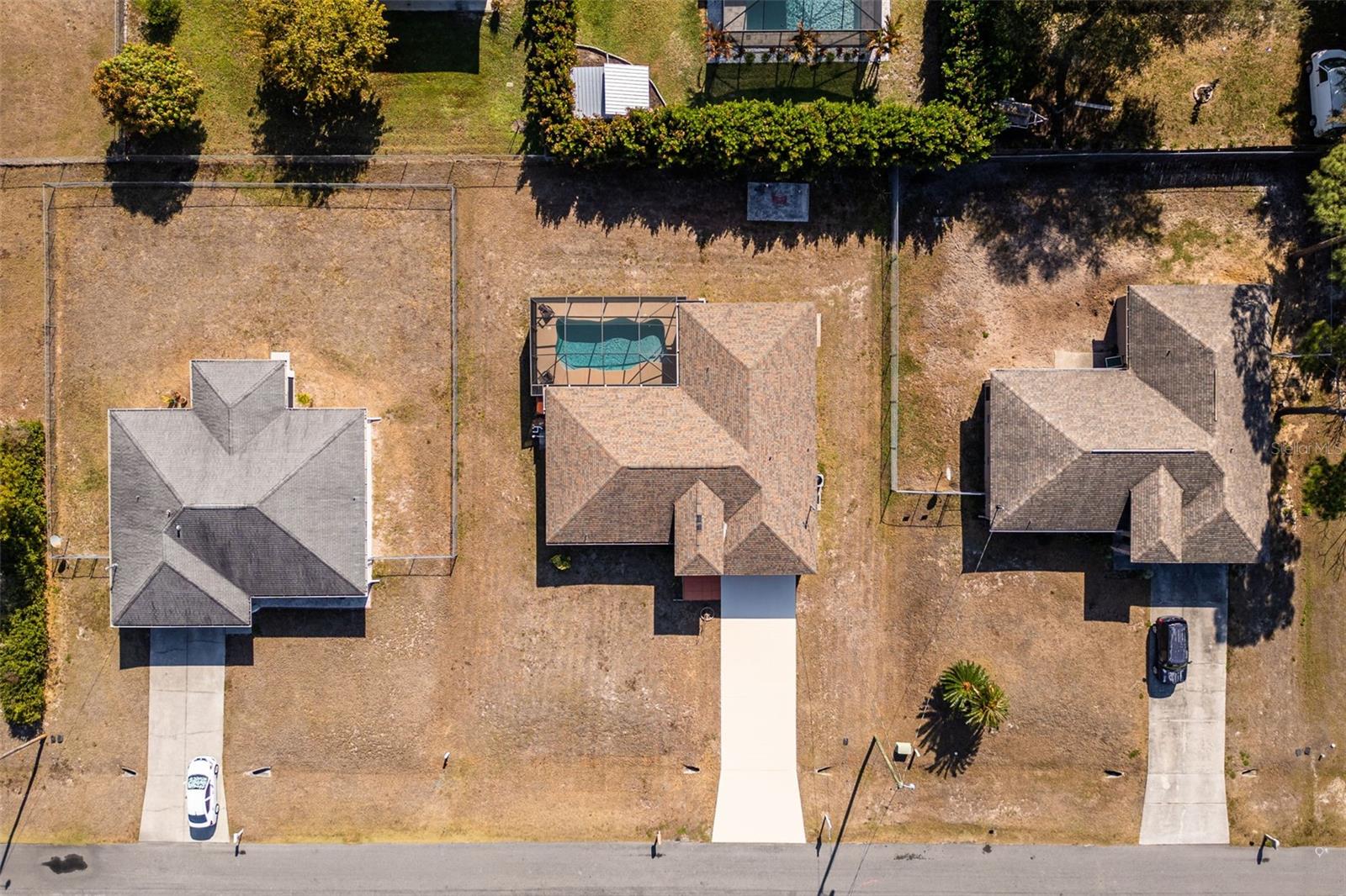 Image 37 of 49 For 719 Zebu Place