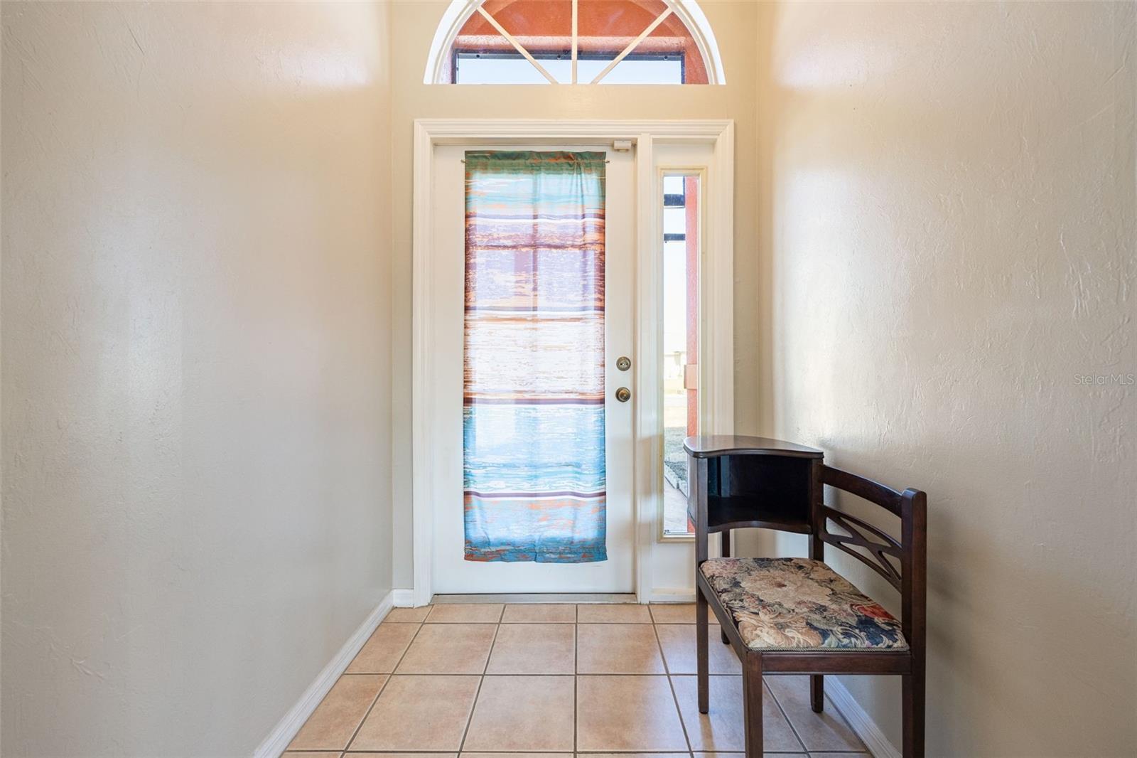 Image 4 of 49 For 719 Zebu Place