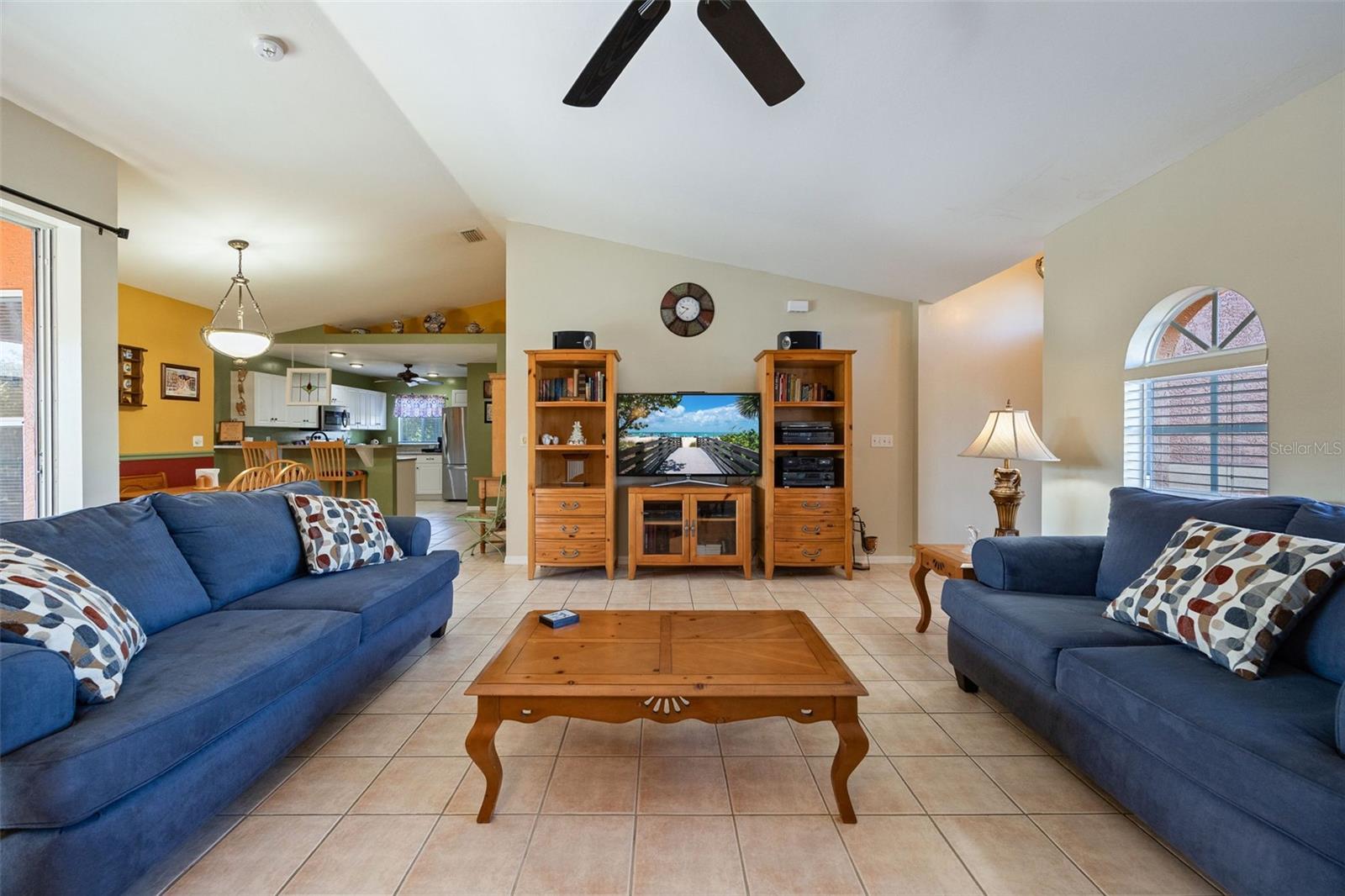 Image 8 of 49 For 719 Zebu Place