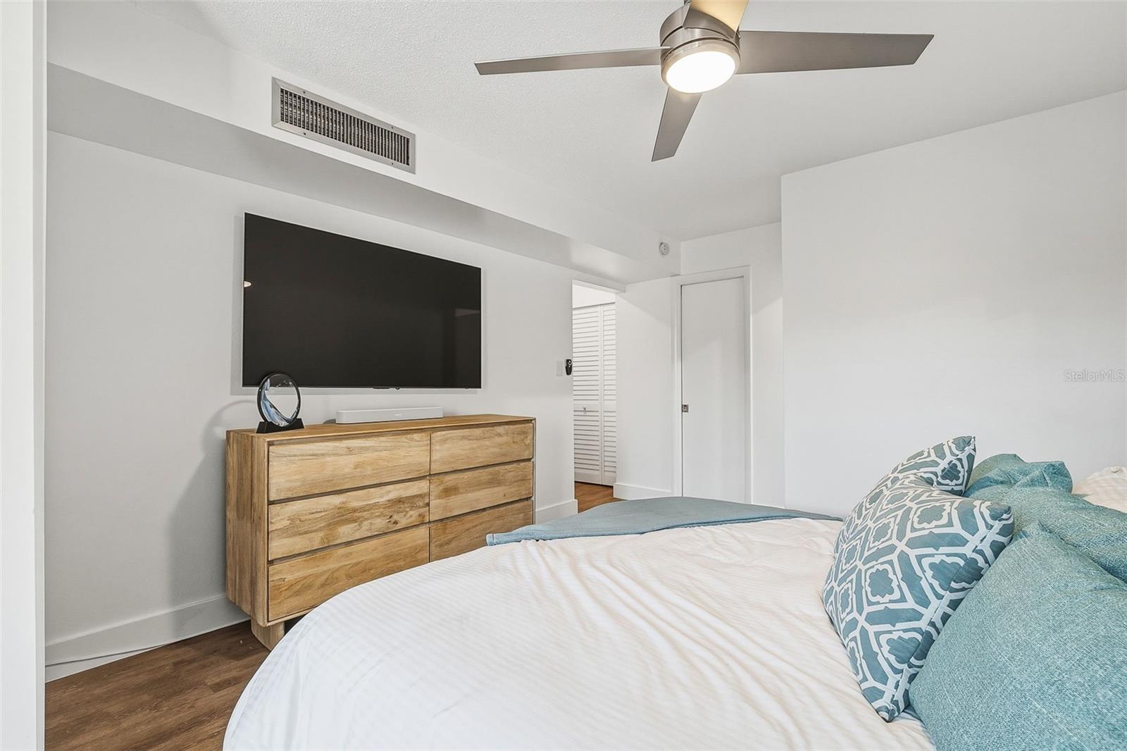 Image 15 of 29 For 208 Pass Key Road 208