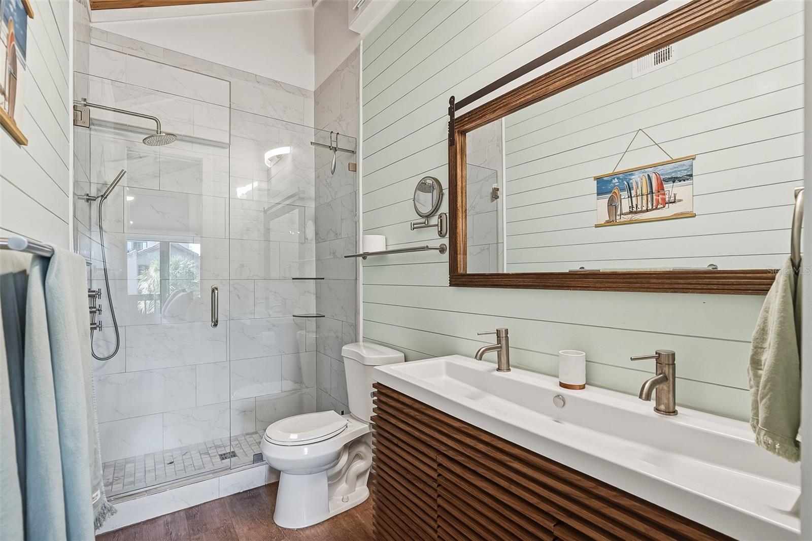 Image 21 of 29 For 208 Pass Key Road 208