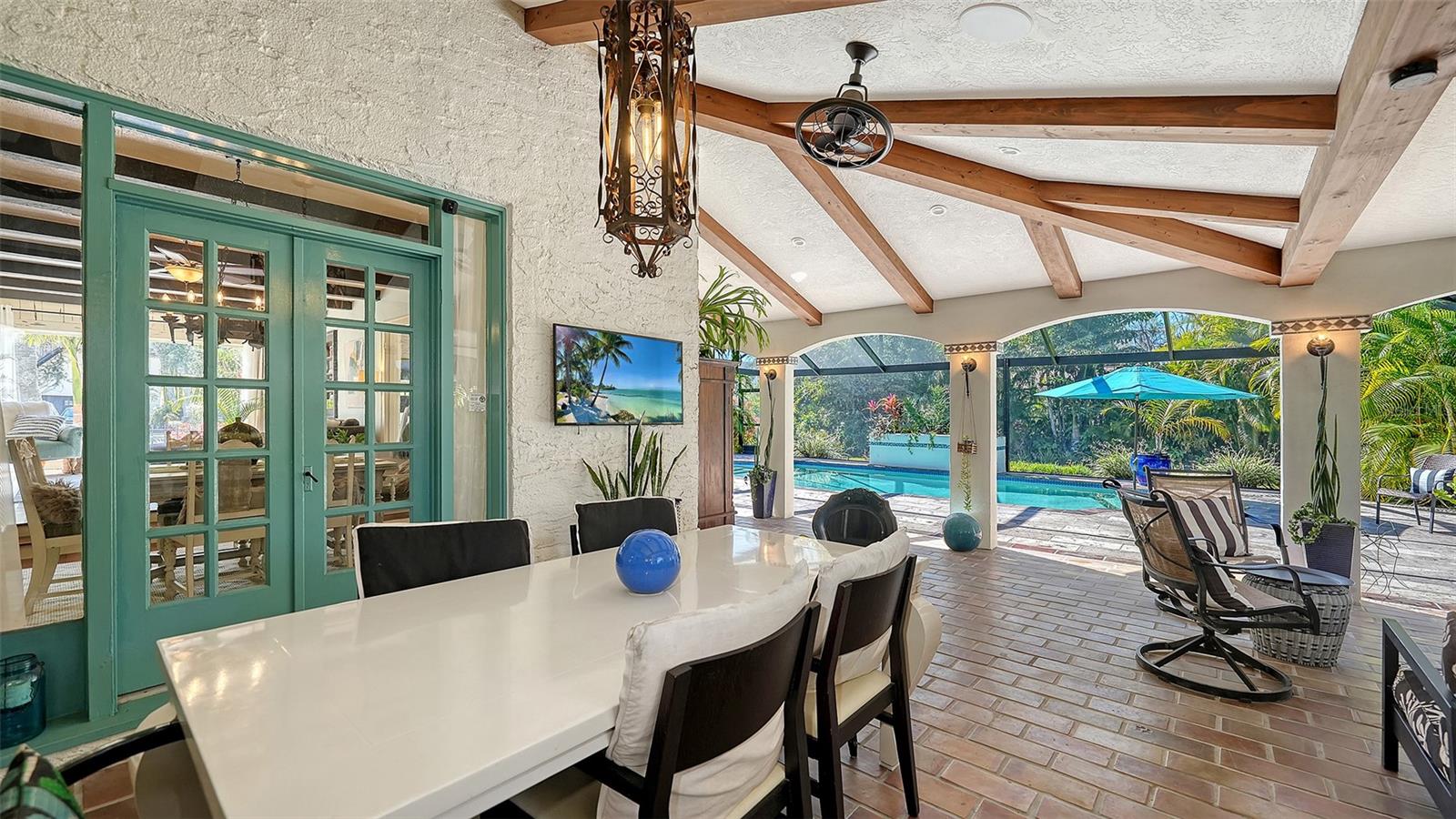 Image 26 of 62 For 547 Shore Drive