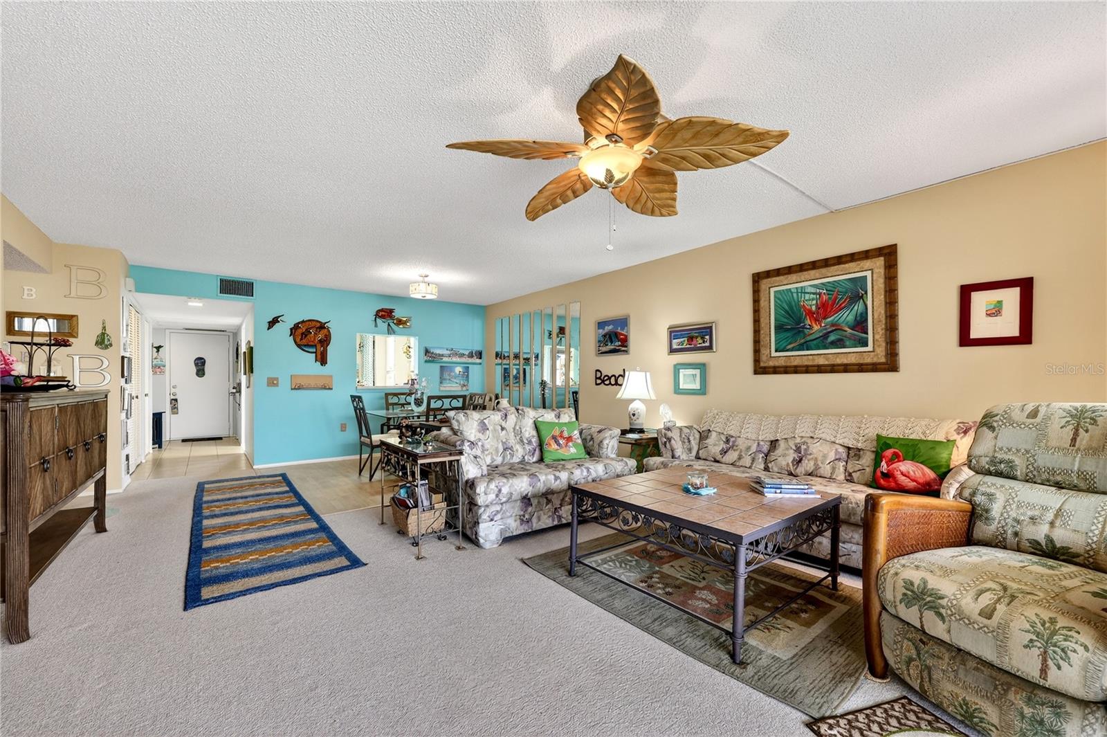 Image 11 of 32 For 521 Lakeside Drive 521