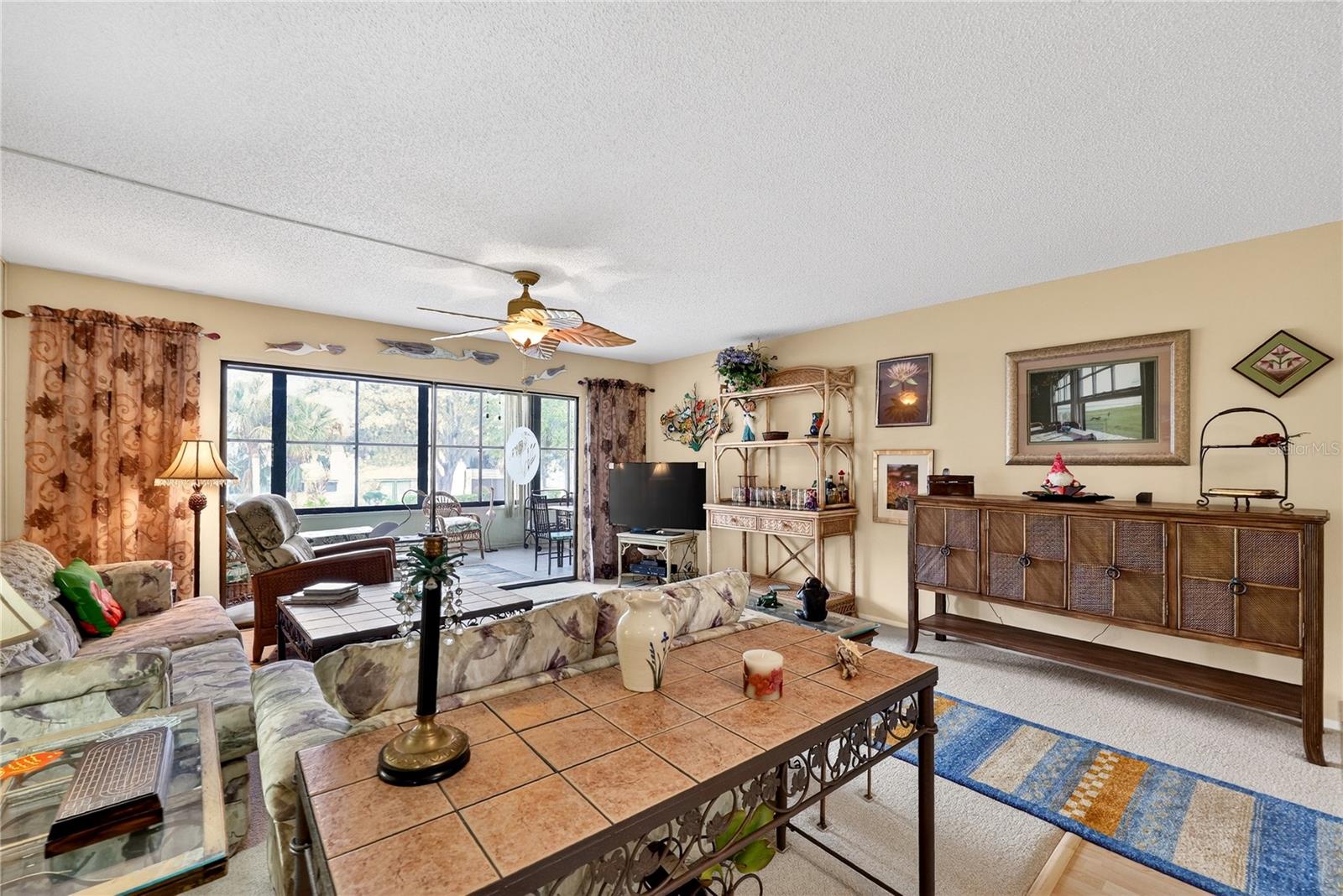 Image 12 of 32 For 521 Lakeside Drive 521