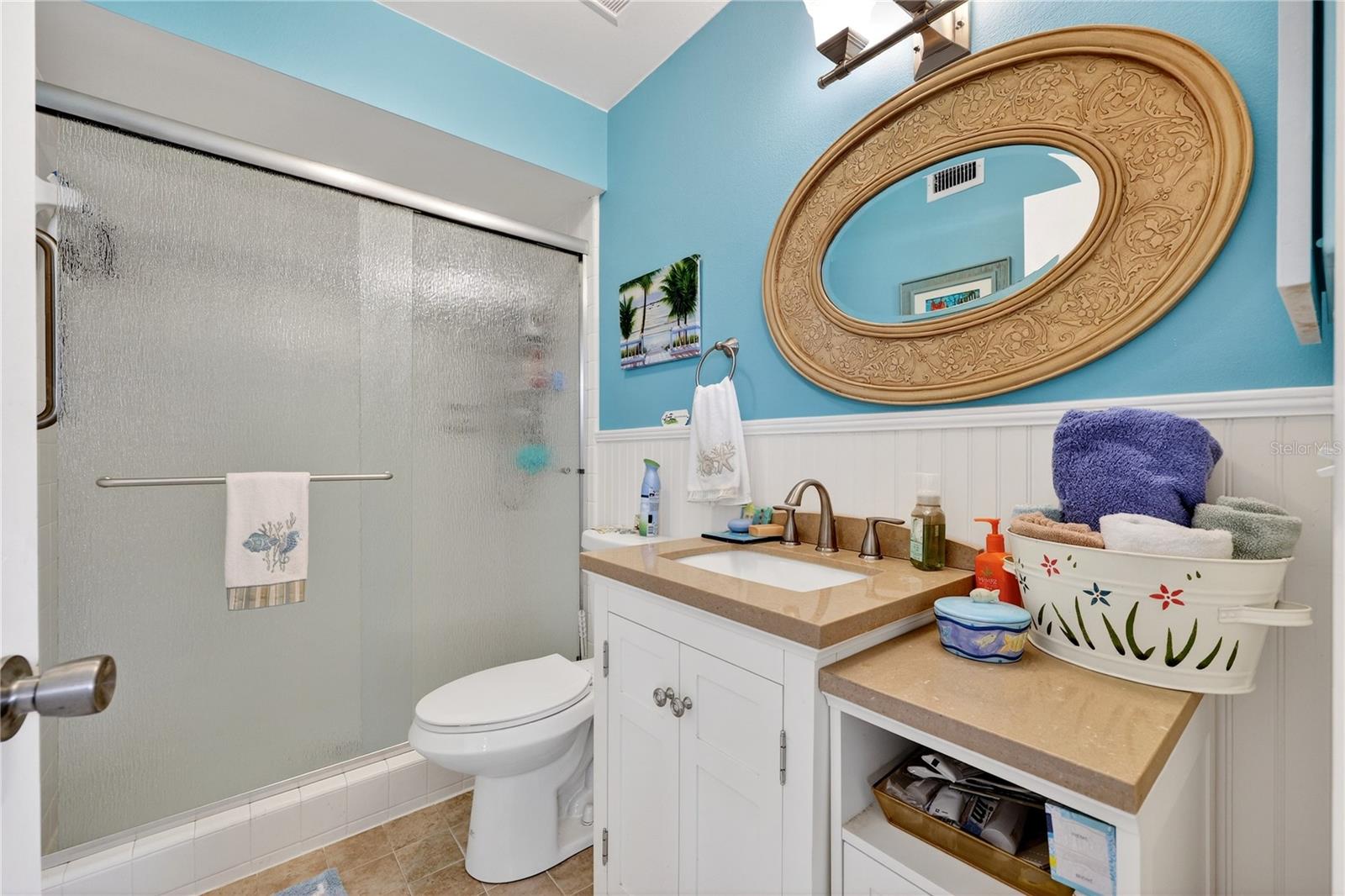 Image 23 of 32 For 521 Lakeside Drive 521