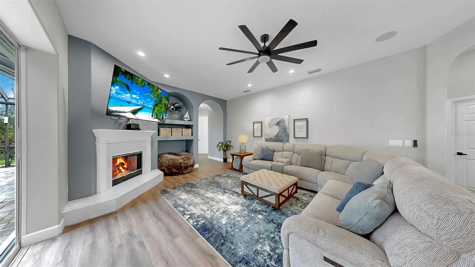 Image 30 of 100 For 21803 Deer Pointe Crossing