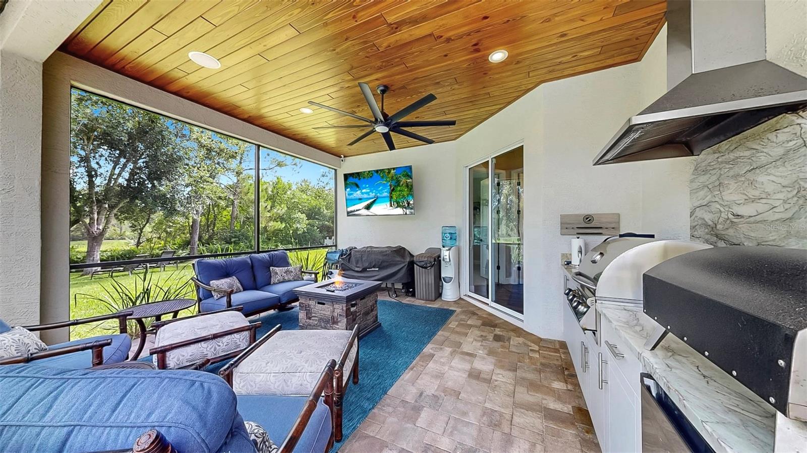 Image 32 of 100 For 21803 Deer Pointe Crossing