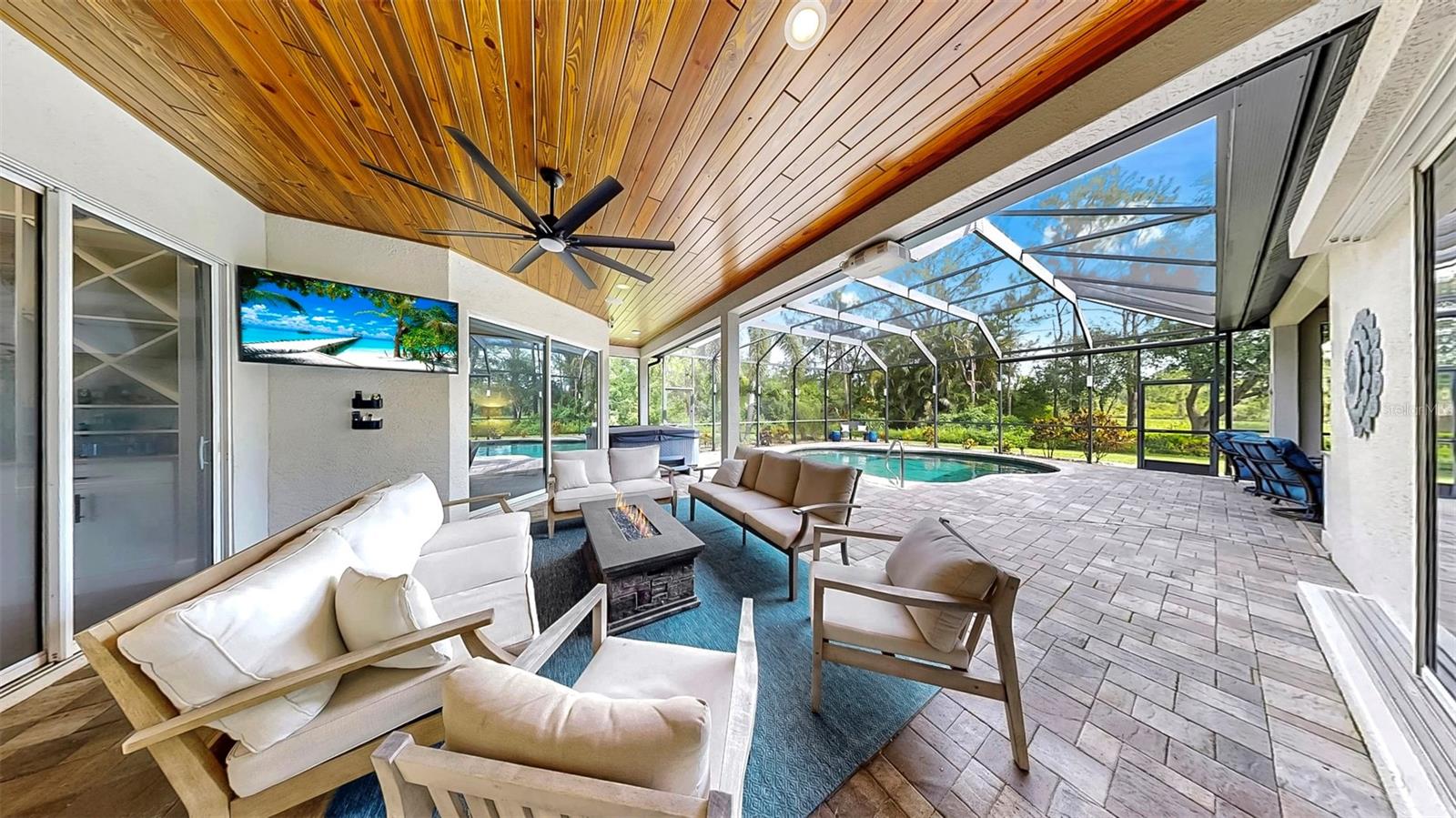 Image 39 of 100 For 21803 Deer Pointe Crossing