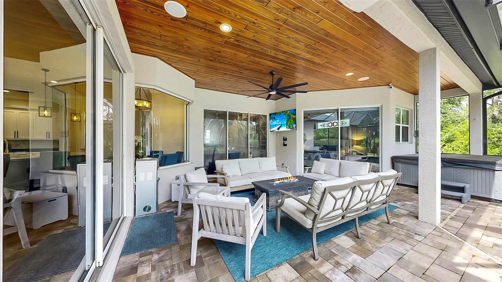 Image 40 of 100 For 21803 Deer Pointe Crossing