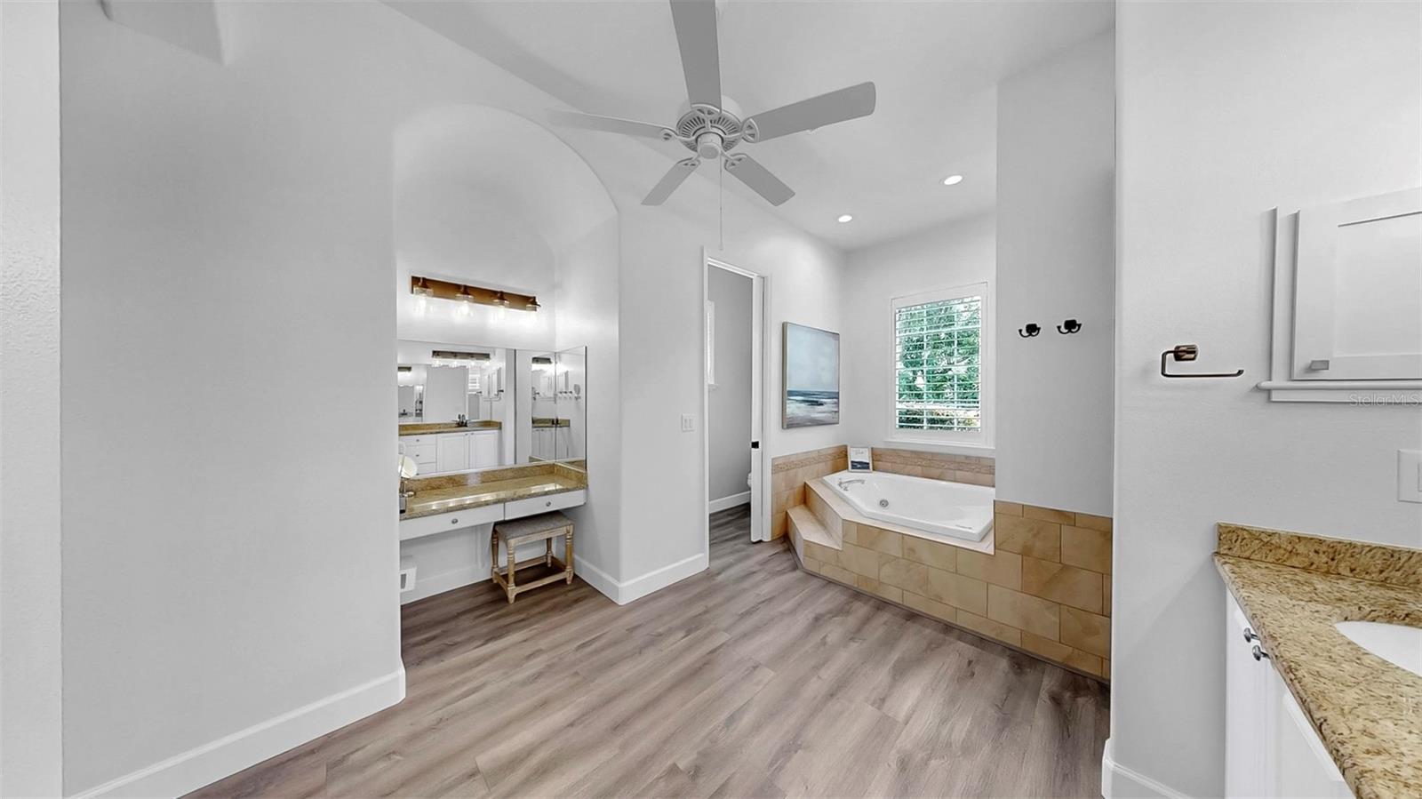 Image 55 of 100 For 21803 Deer Pointe Crossing