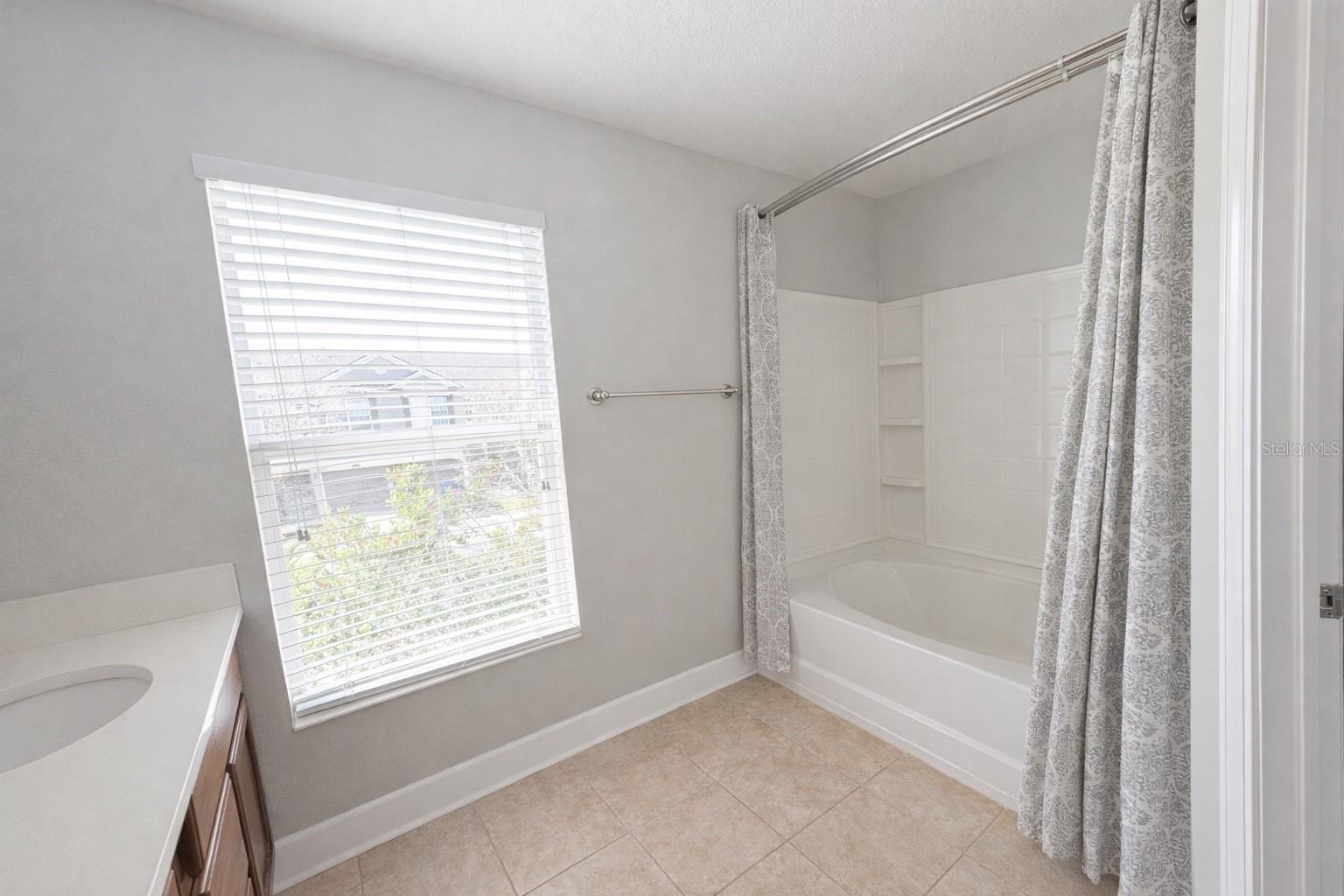 Image 15 of 28 For 6817 Charlotte Harbor Way