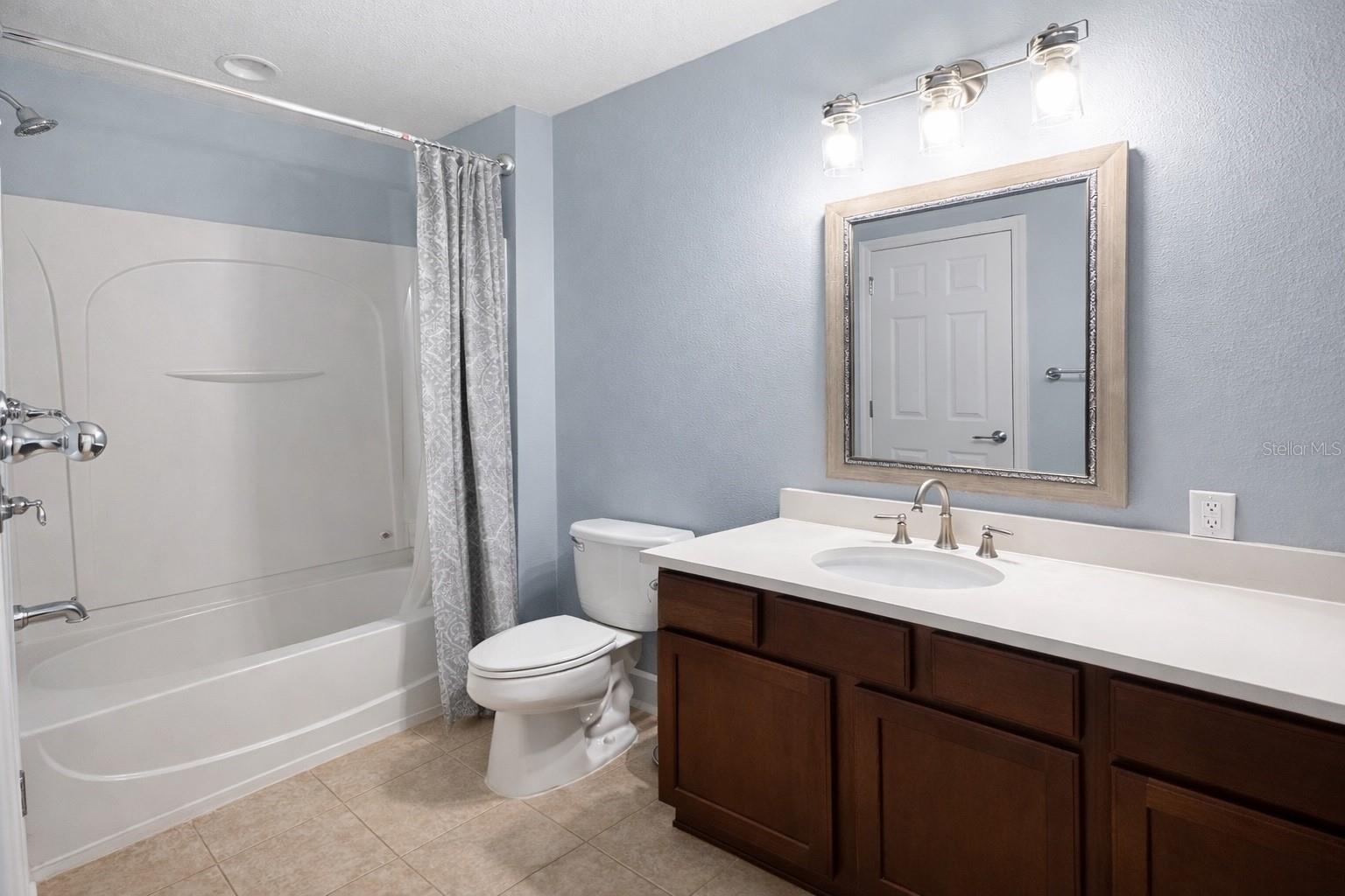 Image 18 of 28 For 6817 Charlotte Harbor Way