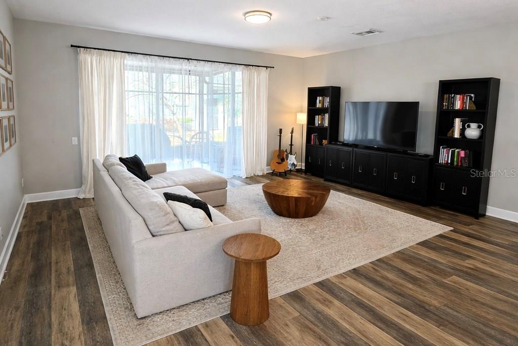 Image 3 of 28 For 6817 Charlotte Harbor Way