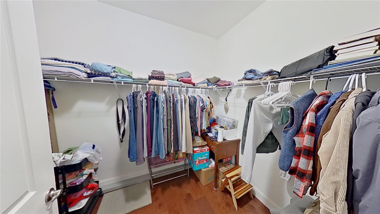 Image 17 of 37 For 11992 Blazing Star Drive