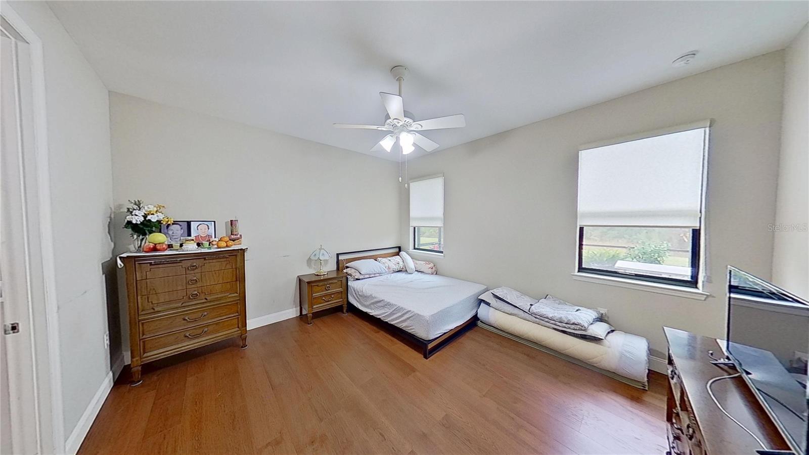 Image 18 of 37 For 11992 Blazing Star Drive