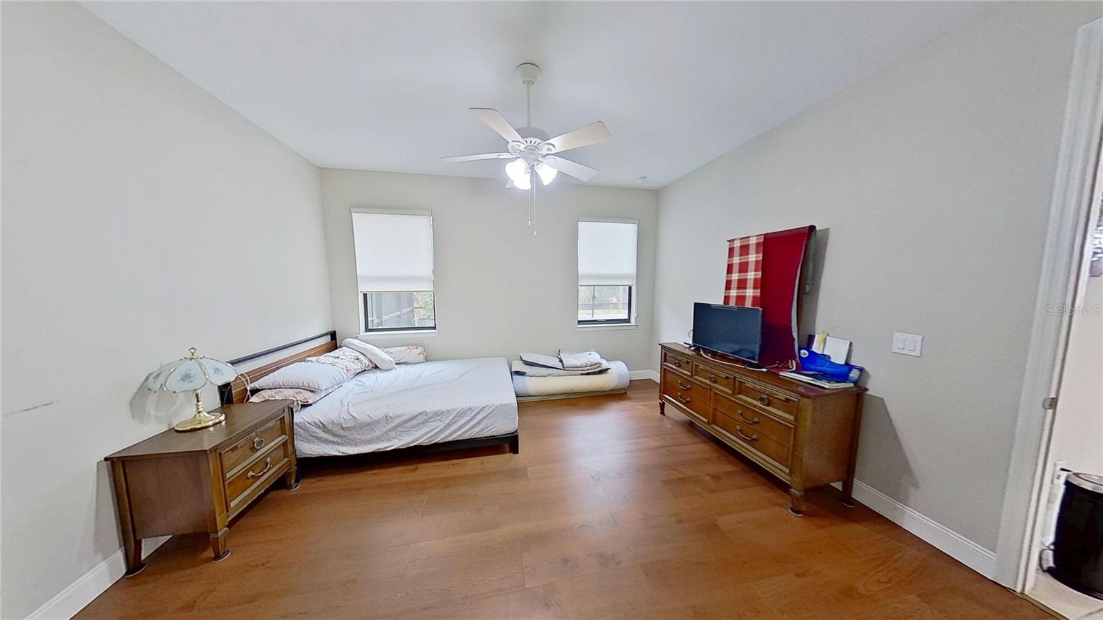 Image 19 of 37 For 11992 Blazing Star Drive