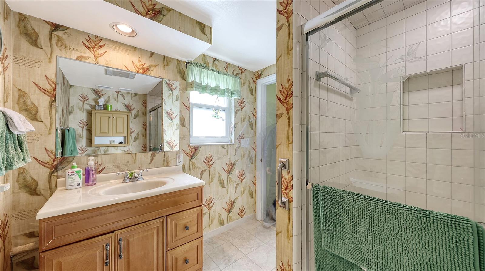 Image 13 of 40 For 844 Magellan Drive