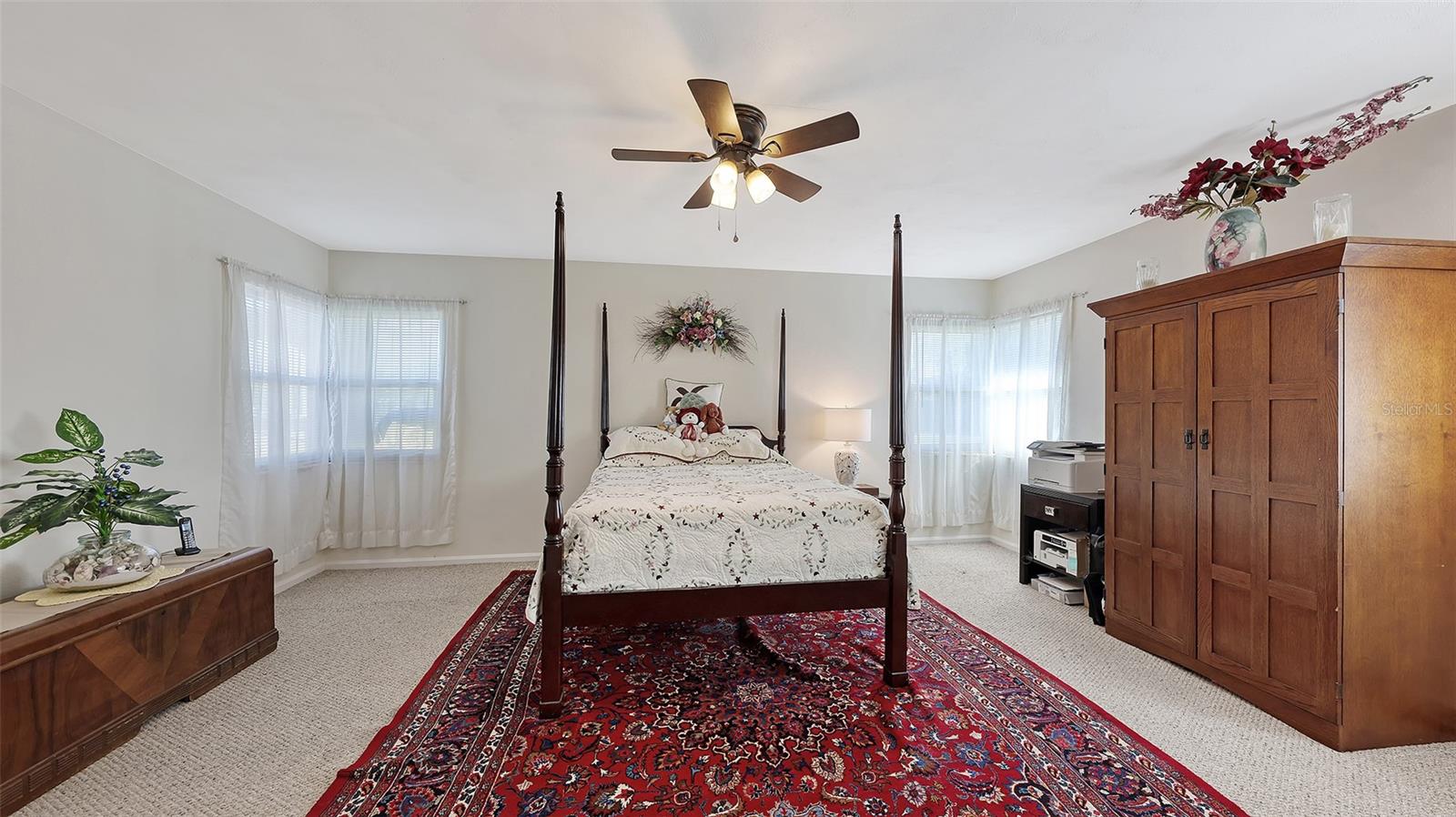 Image 7 of 40 For 844 Magellan Drive