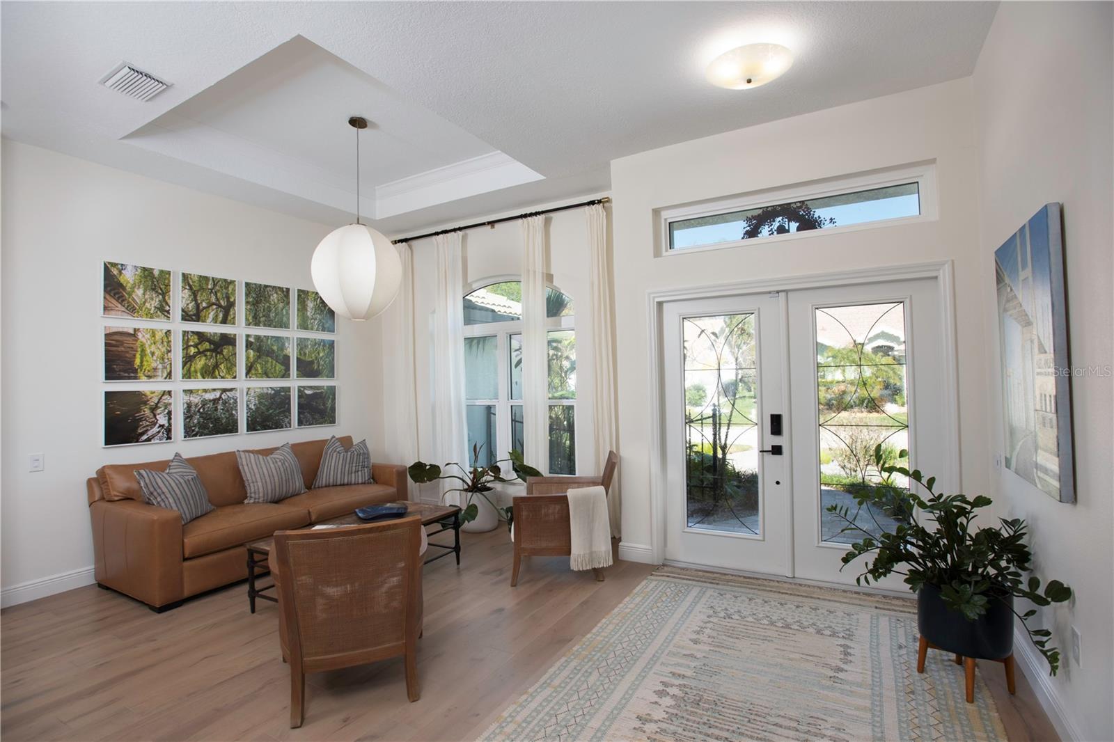 Image 12 of 37 For 4586 Del Sol Boulevard