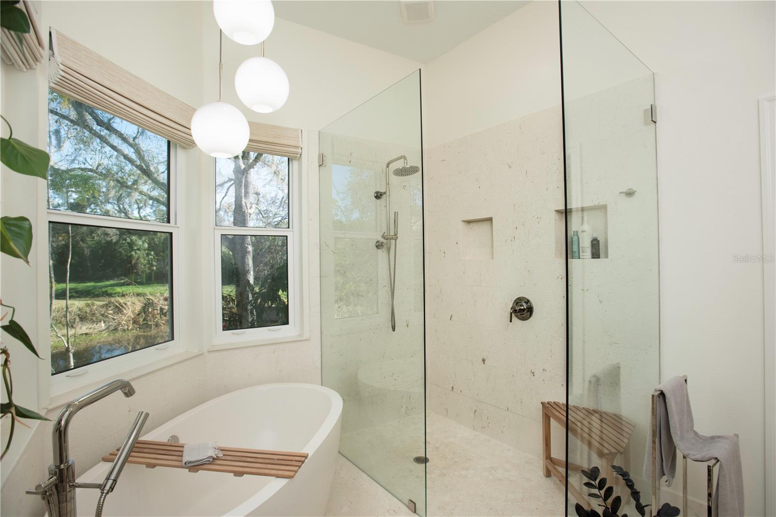 Image 20 of 37 For 4586 Del Sol Boulevard