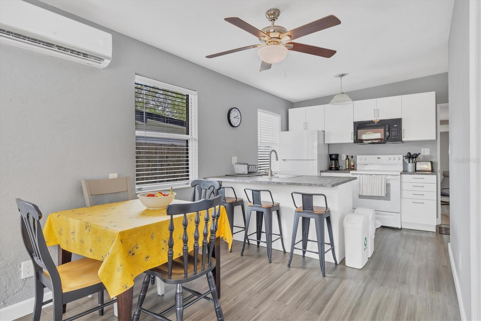 Image 16 of 28 For 2305 Novus Street