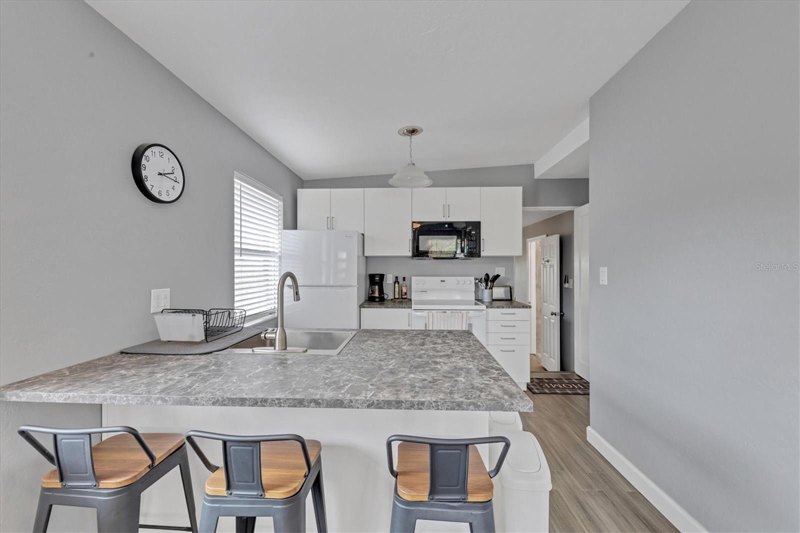 Image 17 of 28 For 2305 Novus Street