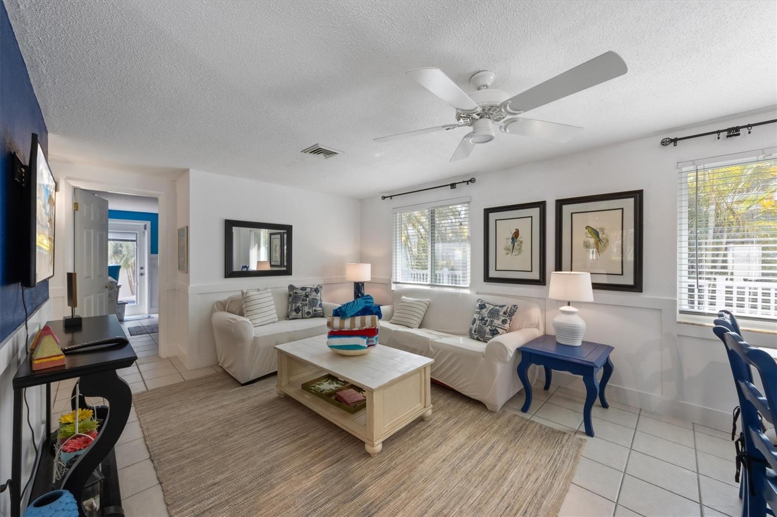 Image 9 of 35 For 5807 De Palmas Avenue