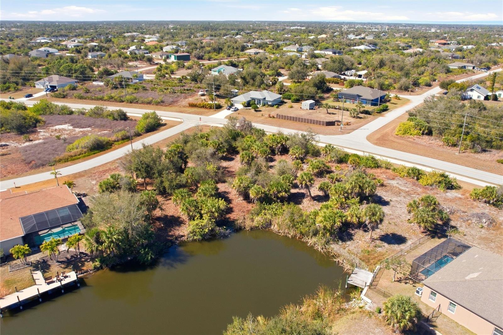 Image 3 of 15 For 9882 Calumet Boulevard