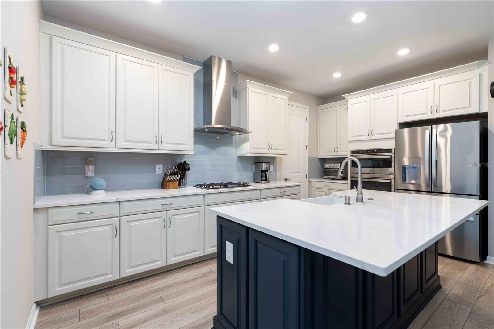 Image 17 of 49 For 17408 Savory Mist Circle