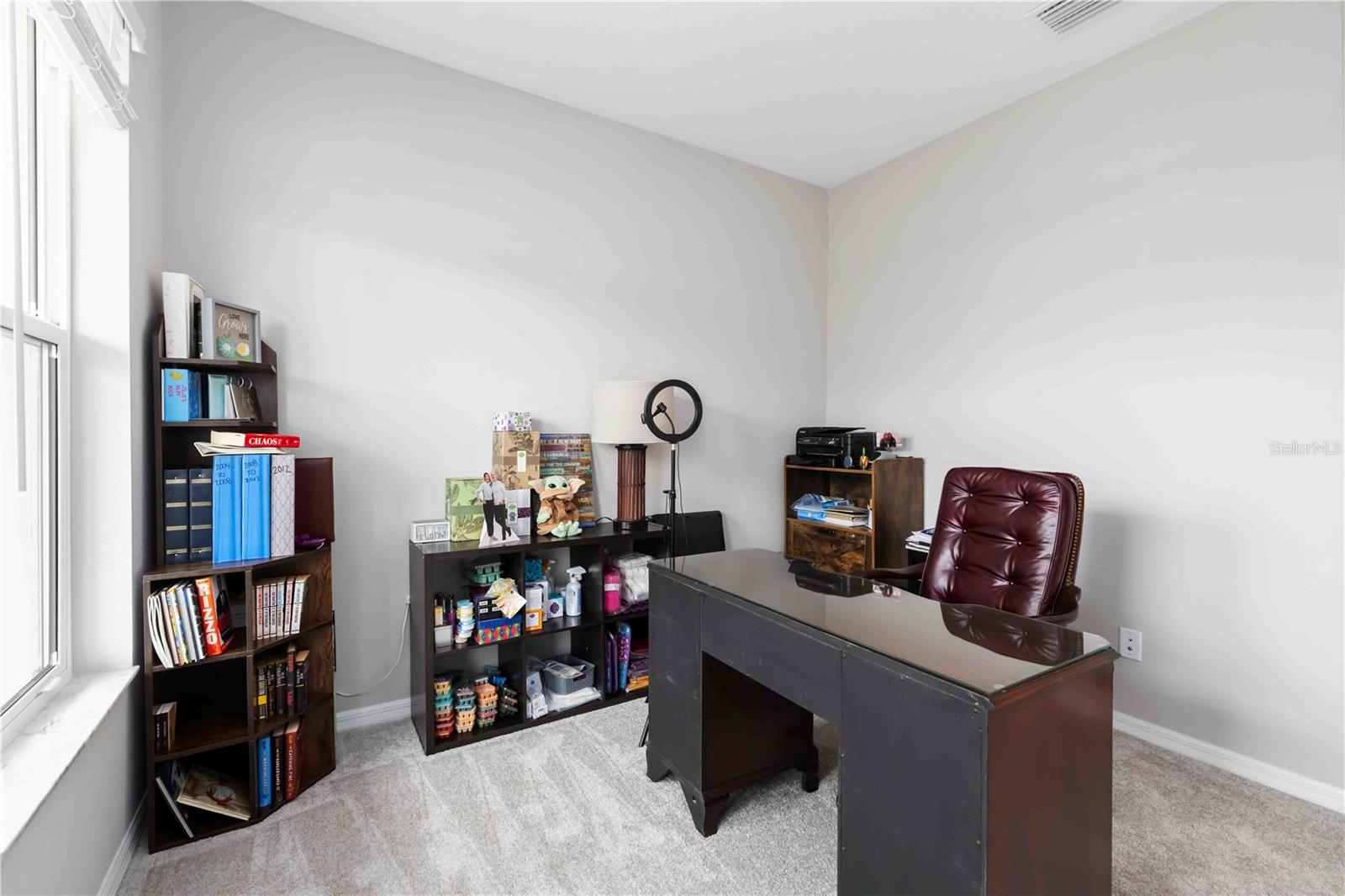 Image 22 of 49 For 17408 Savory Mist Circle