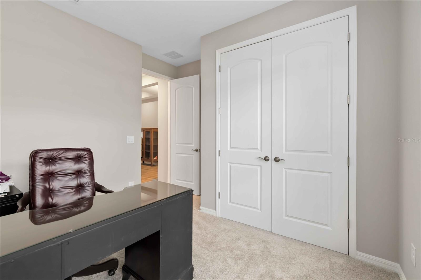 Image 23 of 49 For 17408 Savory Mist Circle