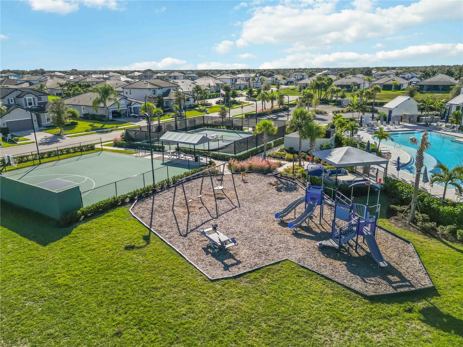 Image 44 of 49 For 17408 Savory Mist Circle